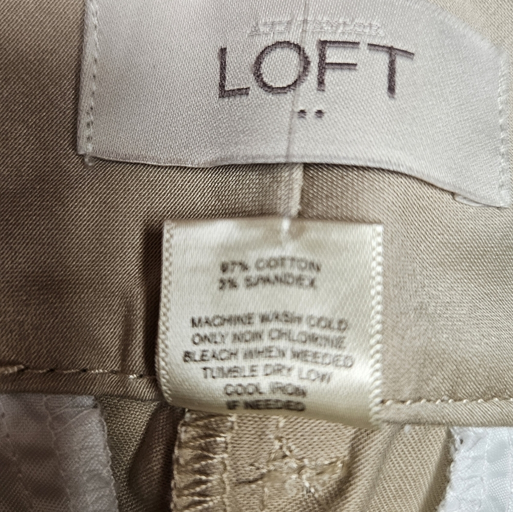 LOFT NWT Curvy Crop women's  size 2 khaki pants - Picture 2 of 7